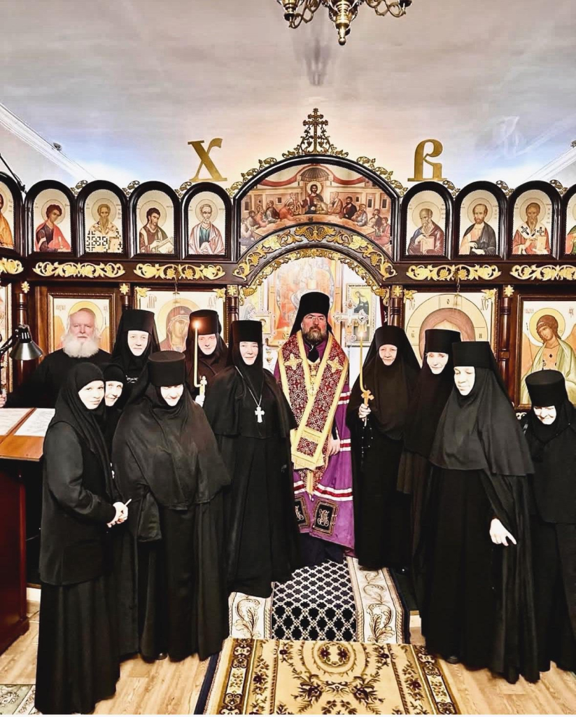 cc3bcf42-4e36-41f3-820c-0b5ebe0ecd7e